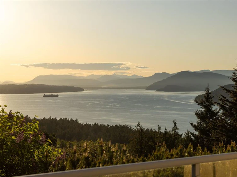 1125 Highview Place, North Saanich, BC, V8L 5J9 - 4