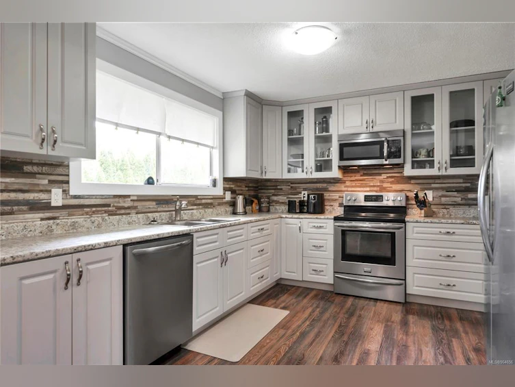 180 Mcphedran Road, Campbell River, BC, V9W 5P4 - 3