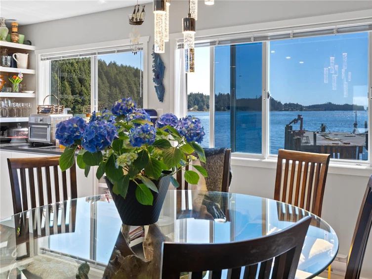 2015 Bay Street, Ucluelet, BC, V0R 3A0 - 3