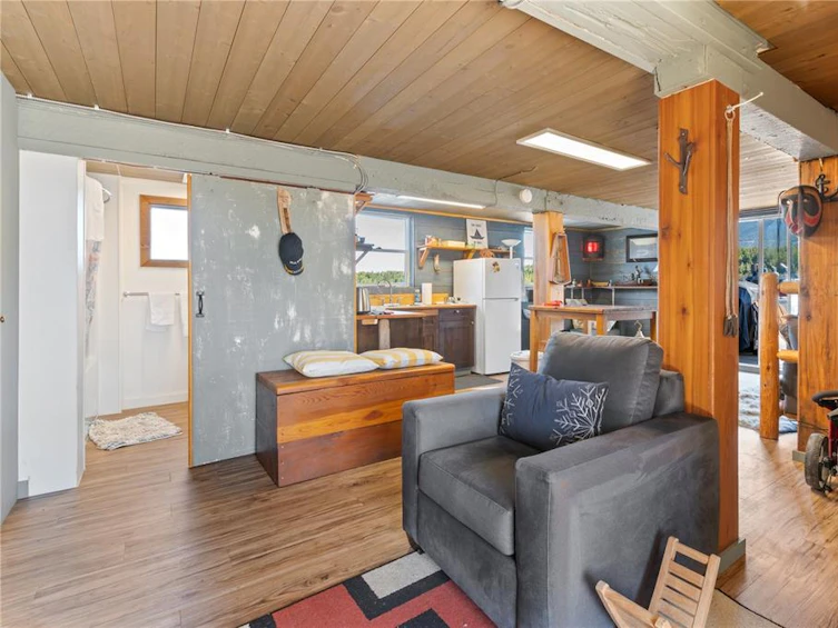 2015 Bay Street, Ucluelet, BC, V0R 3A0 - 7