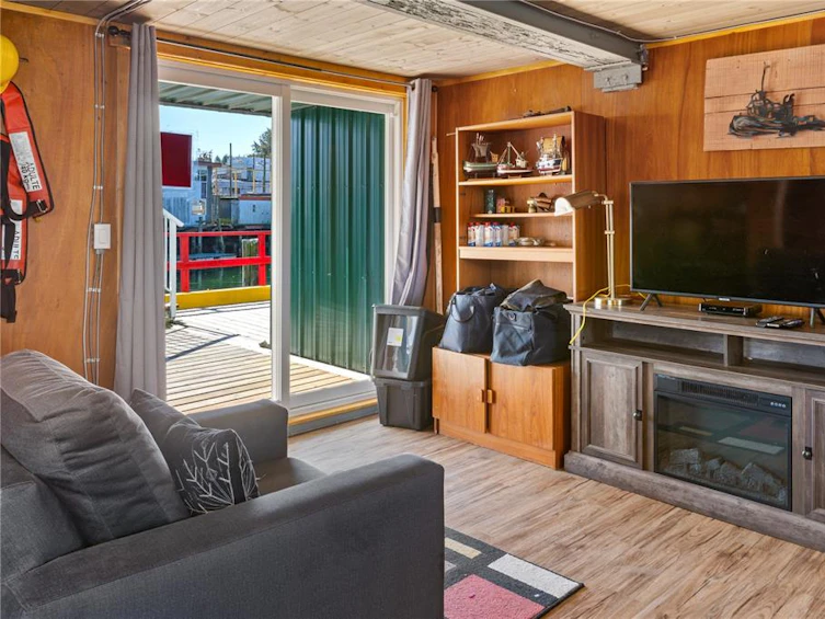 2015 Bay Street, Ucluelet, BC, V0R 3A0 - 9