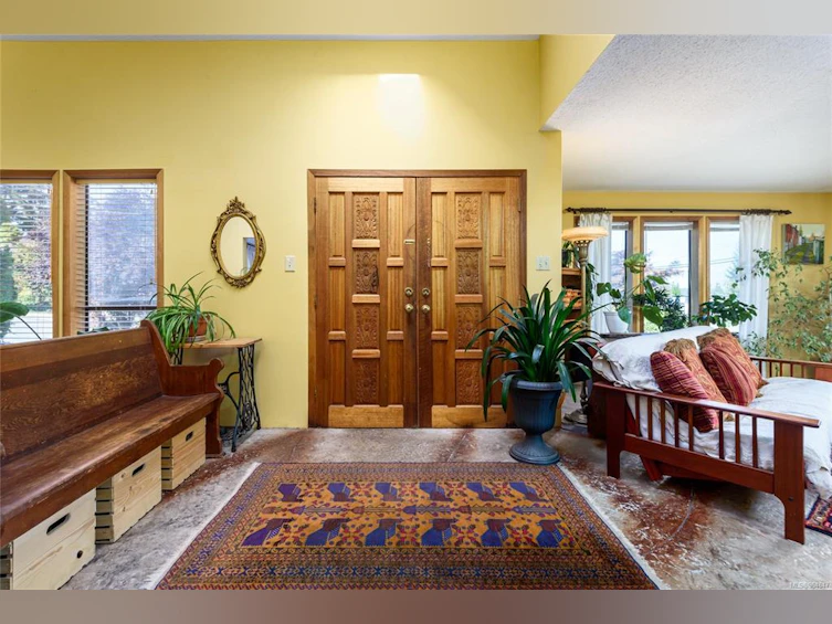 3355 Egremont Road, Cumberland, BC, V0R 1S0 - 5