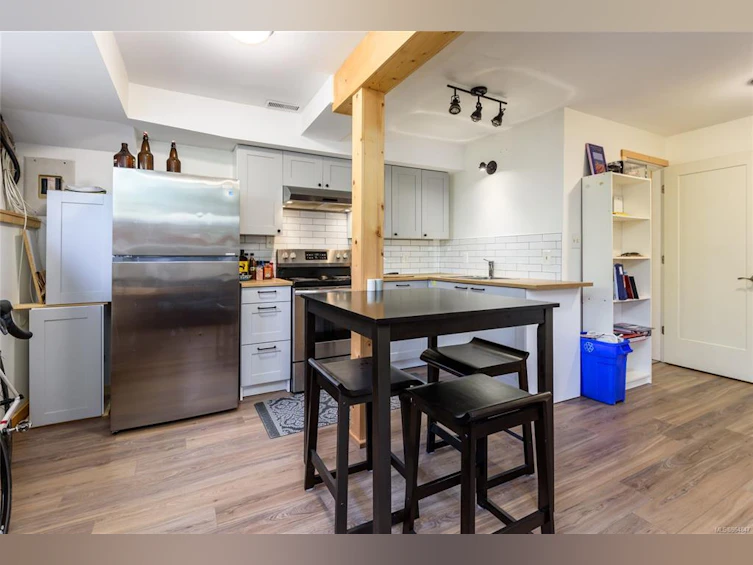 3355 Egremont Road, Cumberland, BC, V0R 1S0 - 27