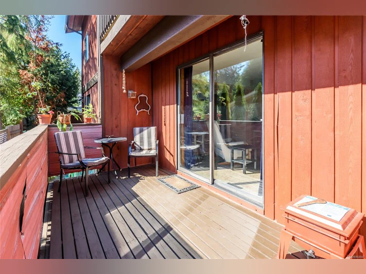 3355 Egremont Road, Cumberland, BC, V0R 1S0 - 33