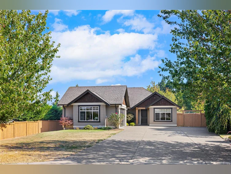 8 Joshua Tree Place, Parksville, BC, V9P 2J1 - 12