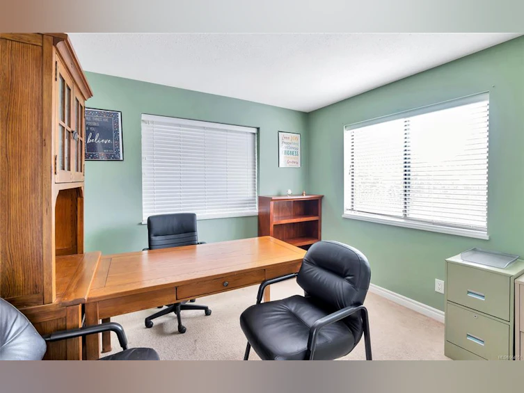 1151 Oxford Street, Victoria, BC, V8V 2V2 - 13