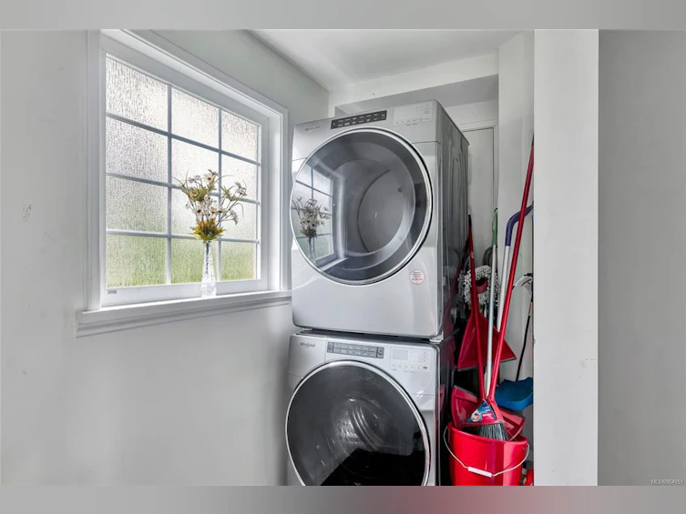 1151 Oxford Street, Victoria, BC, V8V 2V2 - 21
