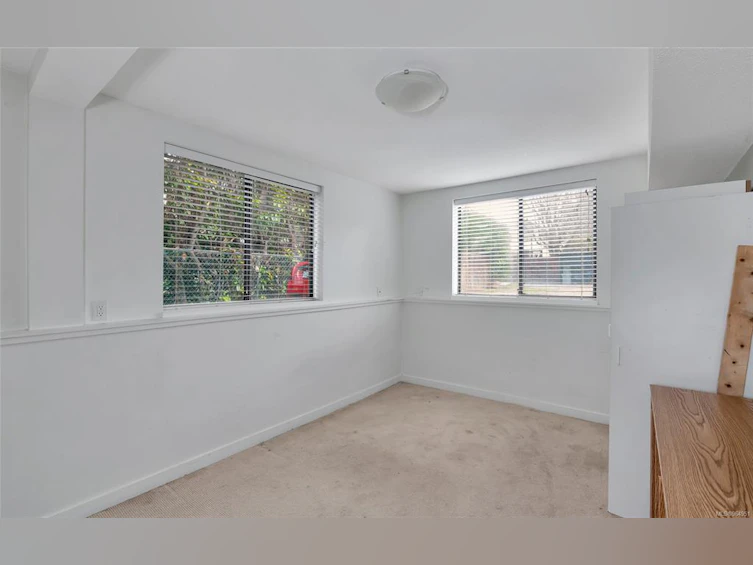 1151 Oxford Street, Victoria, BC, V8V 2V2 - 31