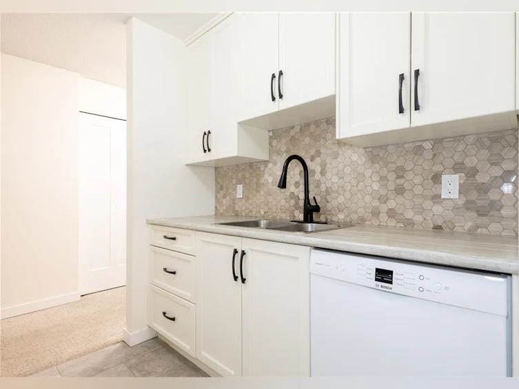 218-585 S Dogwood Street, Campbell River, BC, V9W 6T6 - 9