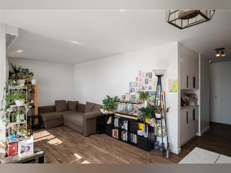 1106-327 Maitland Street, Victoria, BC, V9A 7G7 - 17