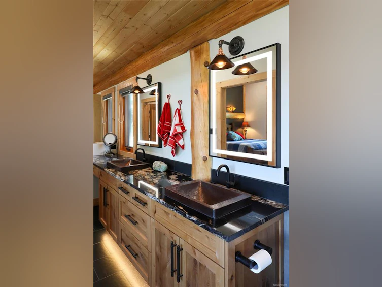 5760 Race Point Road, Campbell River, BC, V9H 1N7 - 46