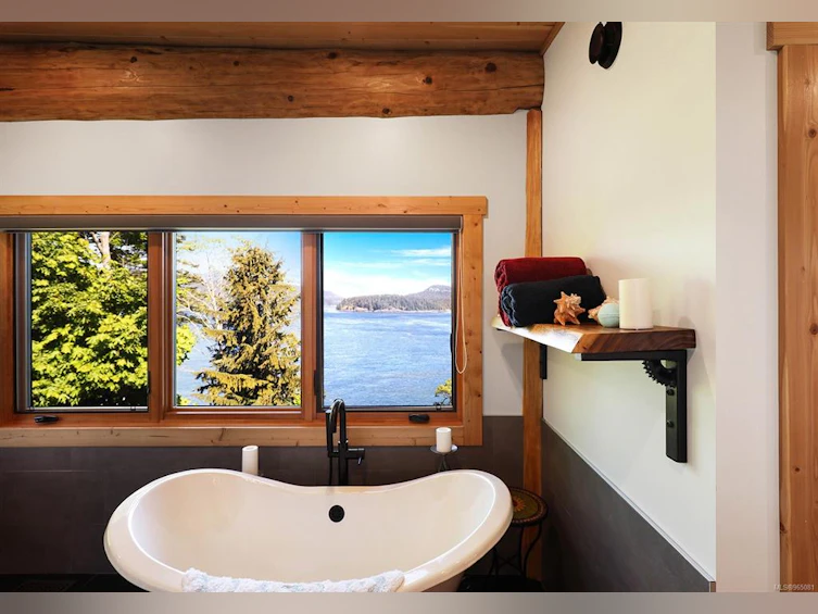 5760 Race Point Road, Campbell River, BC, V9H 1N7 - 48