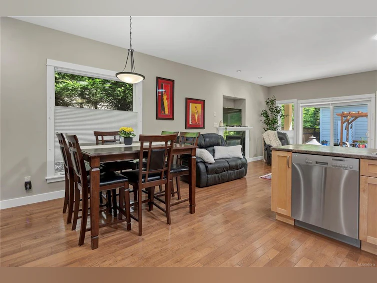 2736 Bradford Drive, Campbell River, BC, V9W 0A3 - 4