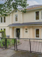 1012 Gillespie Place