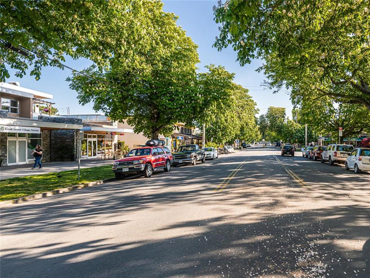 204-1041 Rockland Avenue, Victoria, BC, V8V 3H6 - 25