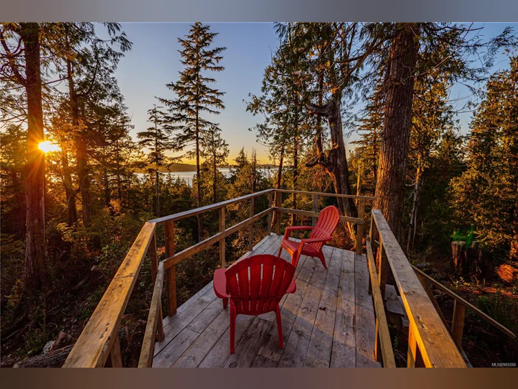 340 Tonquin Park Road, Tofino, BC, V0R 2Z0 - 15