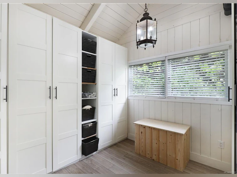321&322 Judges Row, Qualicum Beach, BC, V9K 1G6 - 31