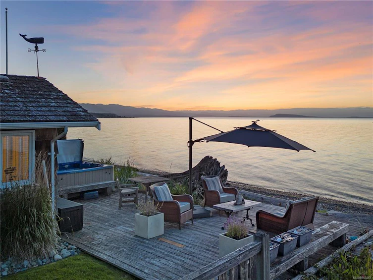 321&322 Judges Row, Qualicum Beach, BC, V9K 1G6 - 52