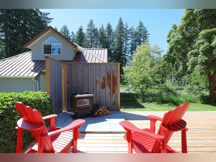 8860 Mclarey Avenue, Black Creek, BC, V9J 1A3 - 3