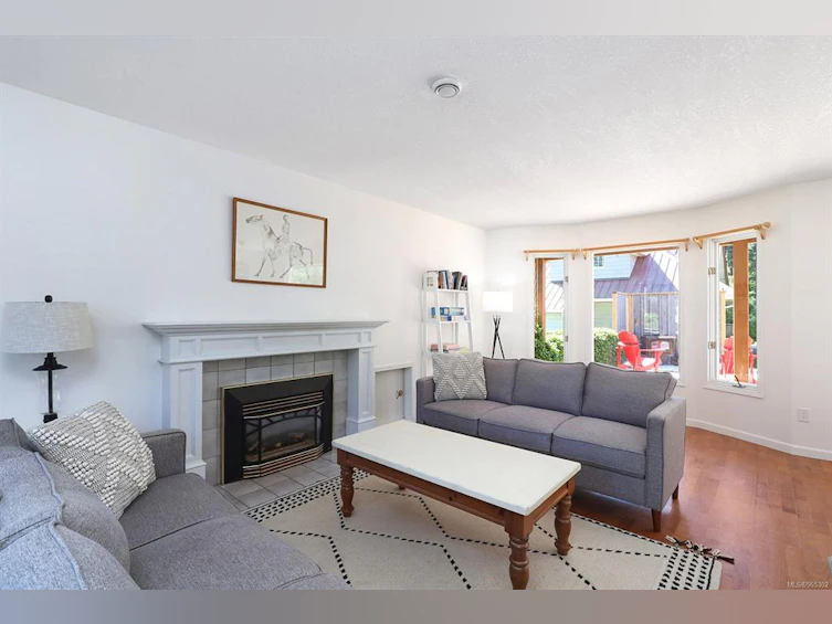 8860 Mclarey Avenue, Black Creek, BC, V9J 1A3 - 10