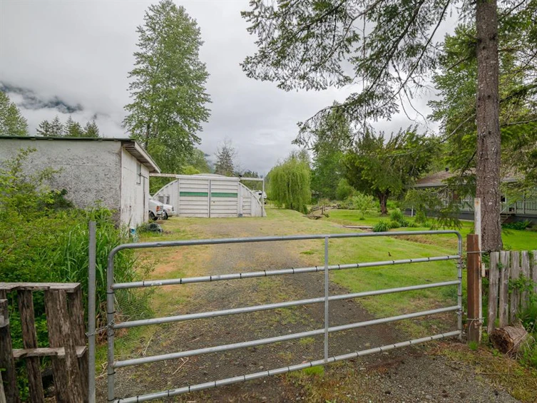 8429 Bland Road, Port Alberni, BC, V9Y 8N6 - 40