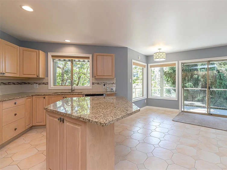 4-4305 Maltwood Lane, Saanich, BC, V8X 5G9 - 14