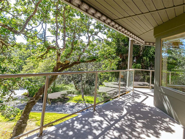 4-4305 Maltwood Lane, Saanich, BC, V8X 5G9 - 39