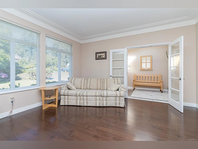 808 Del Monte Lane, Saanich, BC, V8Y 3H2 - 7