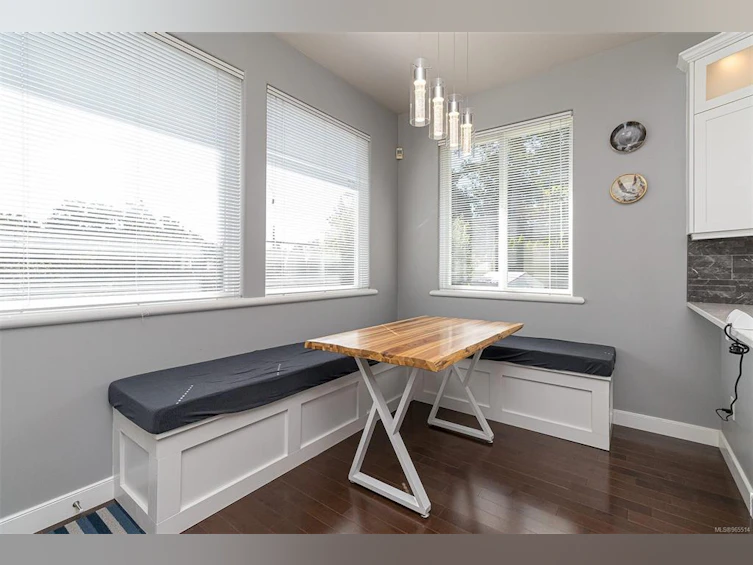 808 Del Monte Lane, Saanich, BC, V8Y 3H2 - 17