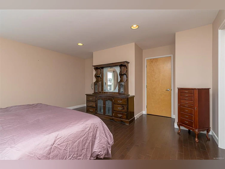 808 Del Monte Lane, Saanich, BC, V8Y 3H2 - 22