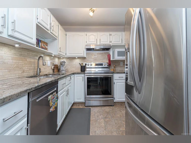 302-1217 Pandora Avenue, Victoria, BC, V8V 3R3 - 10