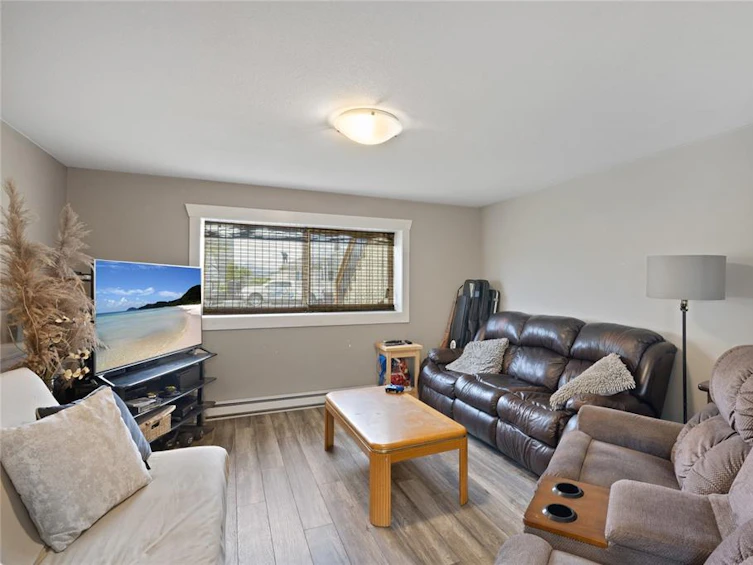 3767 16th Avenue, Port Alberni, BC, V9Y 5E3 - 11