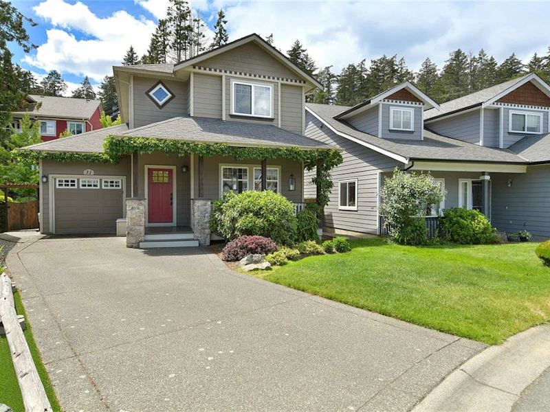 31 Newcastle Court, View Royal BC V9B 6V5