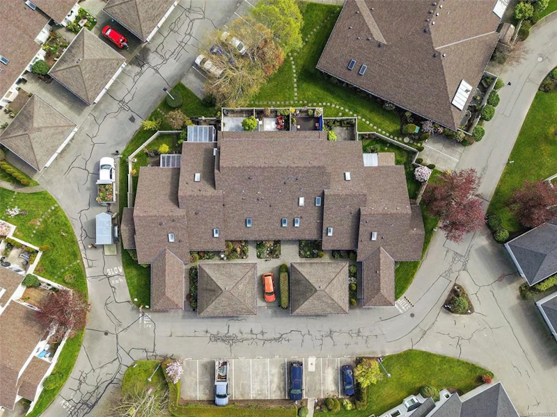 5 - 2600 Ferguson Road, Central Saanich BC V8M 2C1