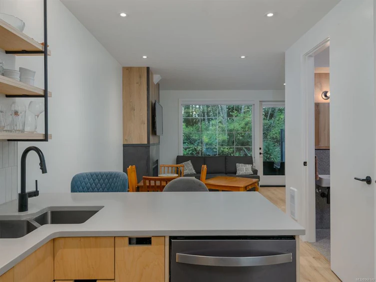 5-590 Marine Drive, Ucluelet, BC, V0R 3A0 - 18