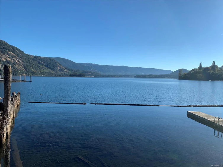 10200 South South Shore Road, Honeymoon Bay, BC, V0R 1Y0 - 8