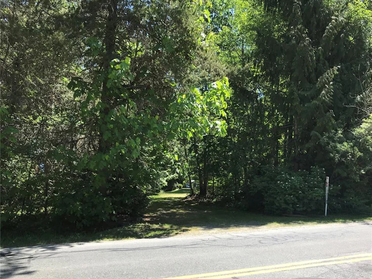 10200 South South Shore Road, Honeymoon Bay, BC, V0R 1Y0 - 17