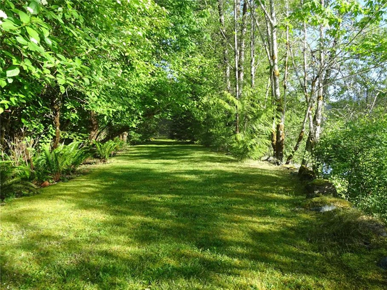 10200 South South Shore Road, Honeymoon Bay, BC, V0R 1Y0 - 27