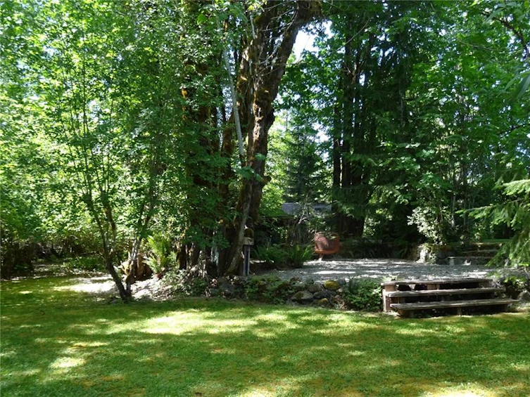 10200 South South Shore Road, Honeymoon Bay, BC, V0R 1Y0 - 39