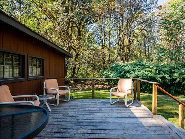 10200 South South Shore Road, Honeymoon Bay, BC, V0R 1Y0 - 41