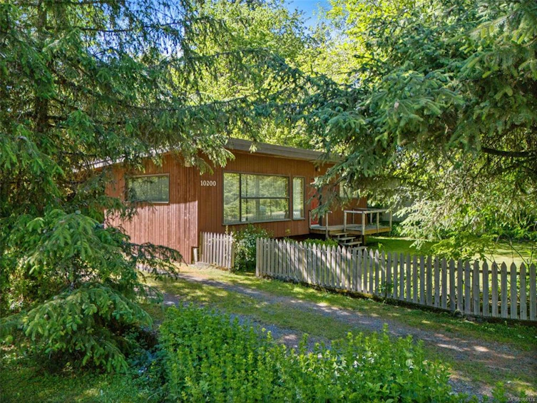 10200 South South Shore Road, Honeymoon Bay, BC, V0R 1Y0 - 43