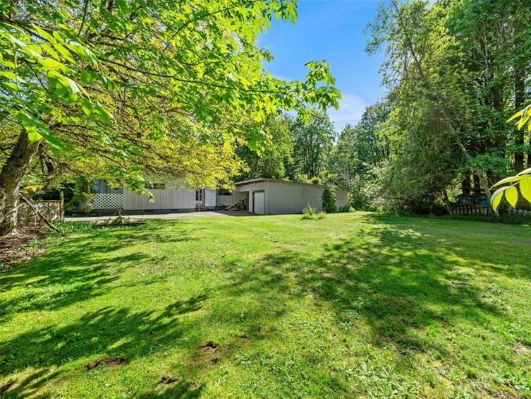10200 South South Shore Road, Honeymoon Bay, BC, V0R 1Y0 - 56