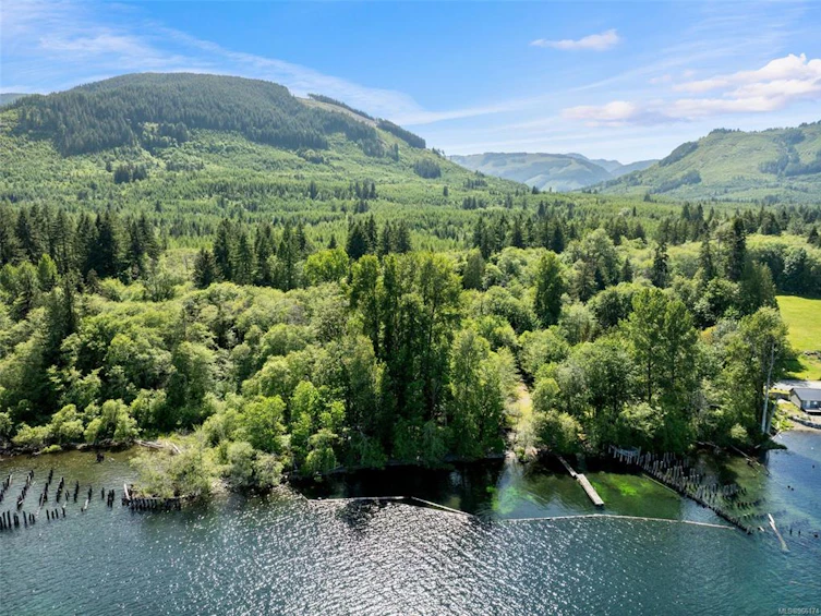 10200 South South Shore Road, Honeymoon Bay, BC, V0R 1Y0 - 62