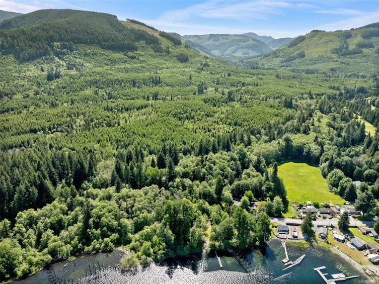 10200 South South Shore Road, Honeymoon Bay, BC, V0R 1Y0 - 69