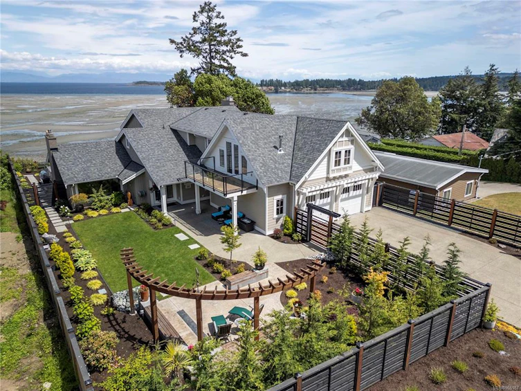 1450 Seaway Drive, Parksville, BC, V9P 2E5