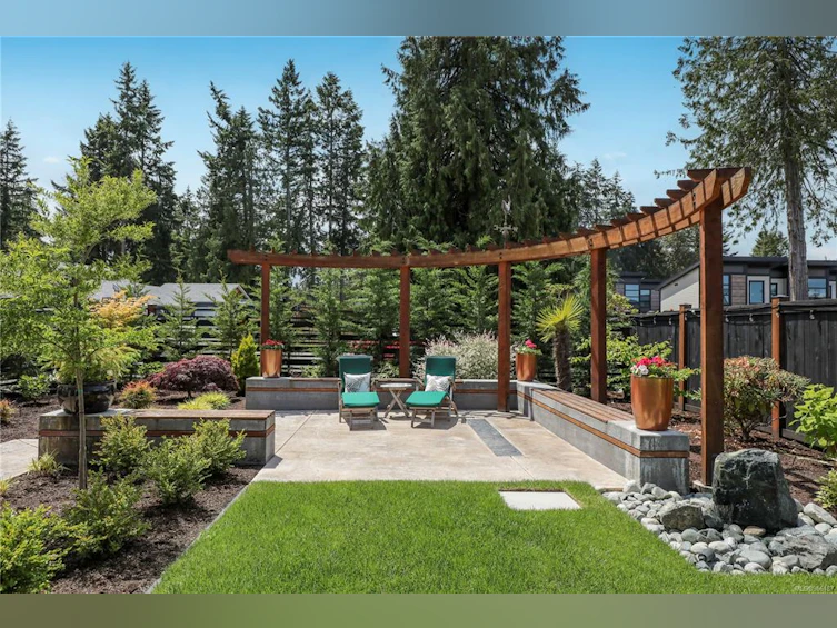 1450 Seaway Drive, Parksville, BC, V9P 2E5 - 2