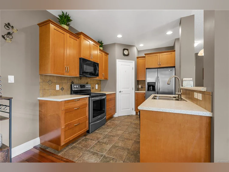 2330 Demamiel Place, Sooke, BC, V9Z 0Y4 - 12