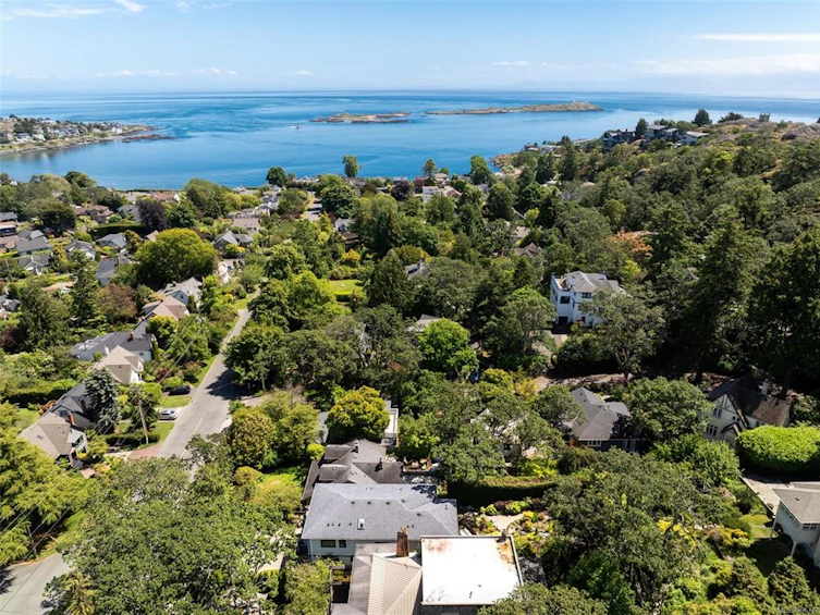 97 Beach Drive, Oak Bay, BC, V8S 2L3 - 47