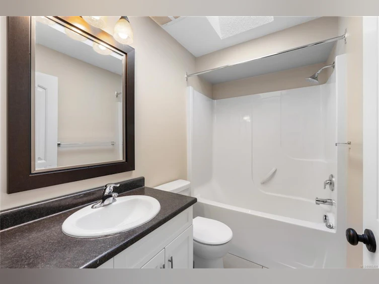360 9th Street, Nanaimo, BC, V9R 4J5 - 25