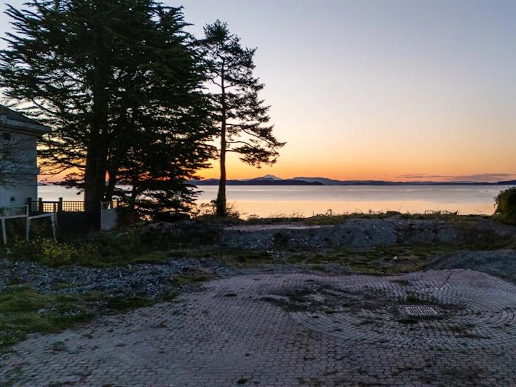 2551 Shoreacres Road, Sidney, BC, V8L 2E3 - 12